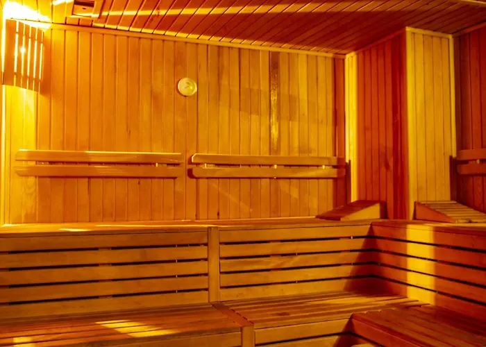 Bursa Palas Hotel מלון 3*